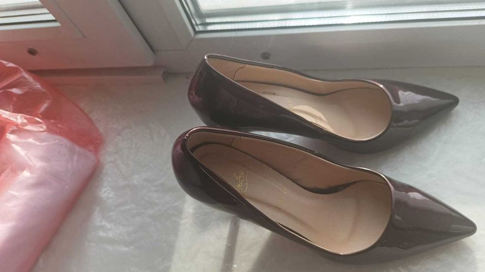 Туфли оригинал Christian Louboutin