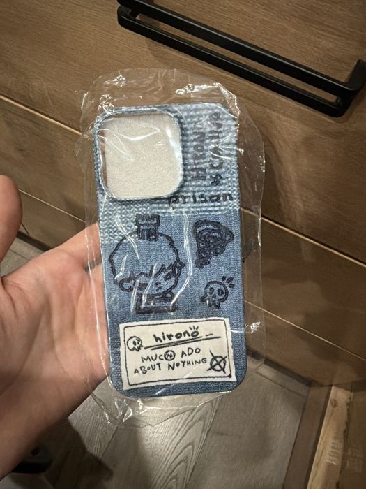 Чехол на iphone 16 pro