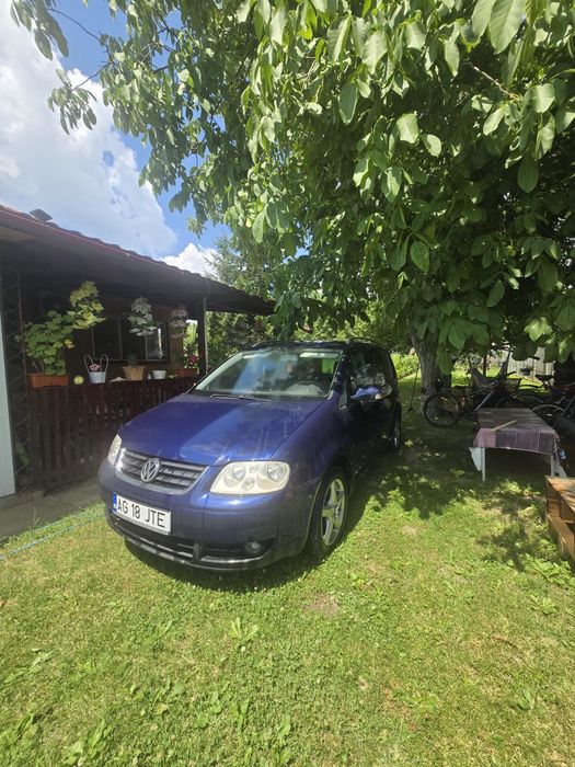 VOLKSWAGEN Touran 2005 — imagine 5