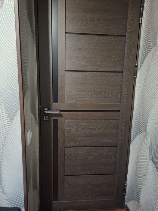 Межкомнатные МДФ двери украинский в отличном состоянии срочно продам