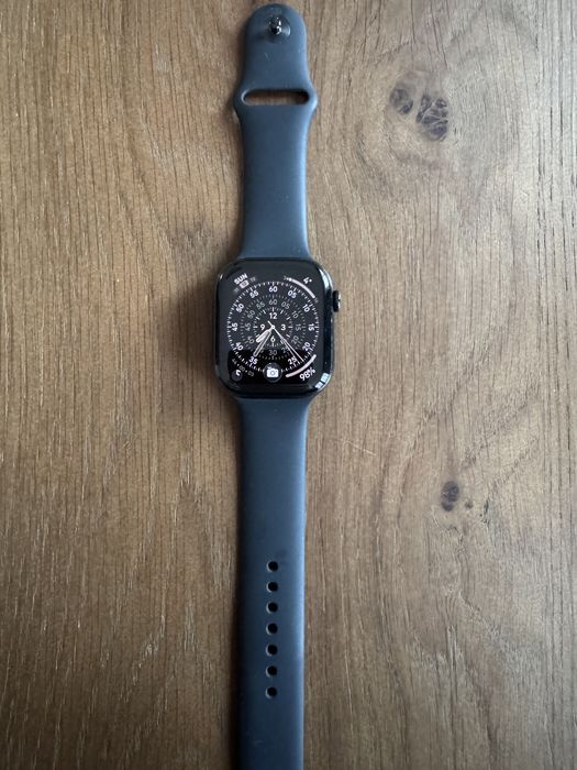 Apple Watch Series 11 (46mm, Titanium, GPS + Cellular) – нов на 3 месеца