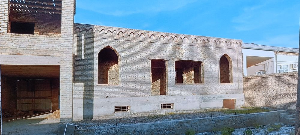 Участка тез ва арзон сотилади. 7 соток