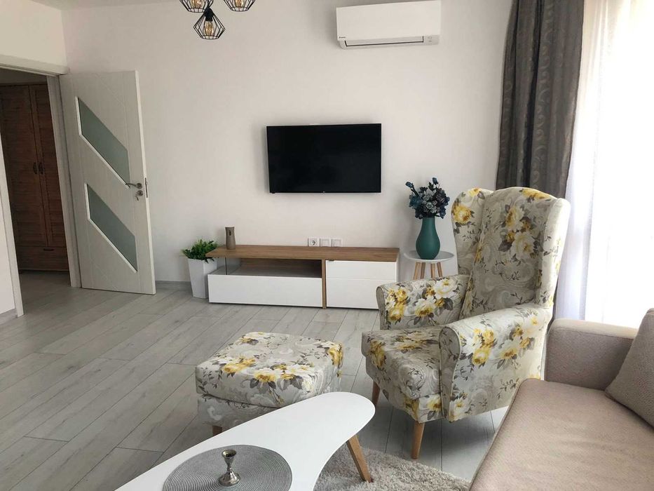 Дава се под наем Двустаен апартамент в Димитровград - 70 кв.м за 459 € - Снимка #3