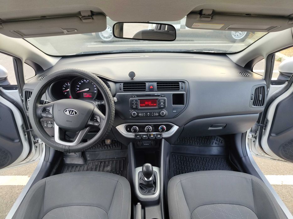 KIA Rio 2012 — imagine 5