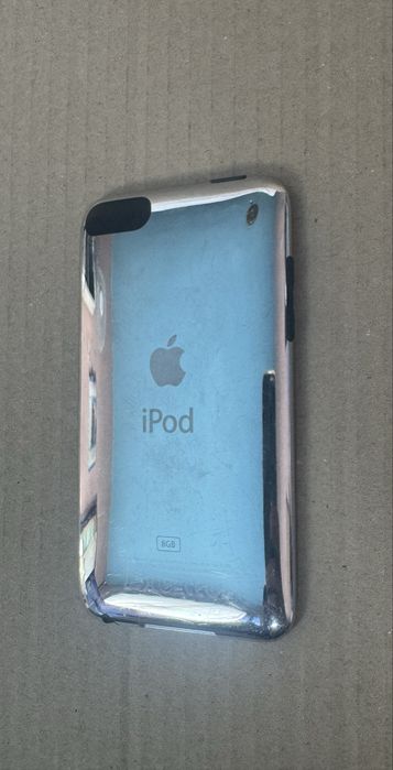 Айпод , iPod Touch 2nd Gen 8GB A1288
