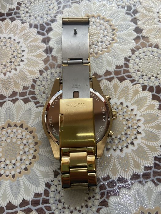 Vand ceas Fossil impecabil, special, din colectia proprie