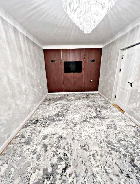 Srochna Novostroyka Kvartira  3 xona Evro Remont + Mebel texnika bor