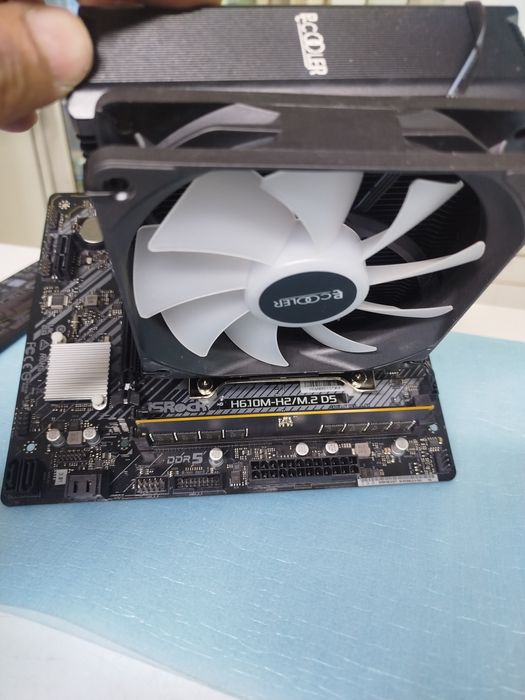 Продам комп i3-12100f