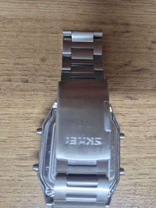 Продам часы SKMEI - MIOTO