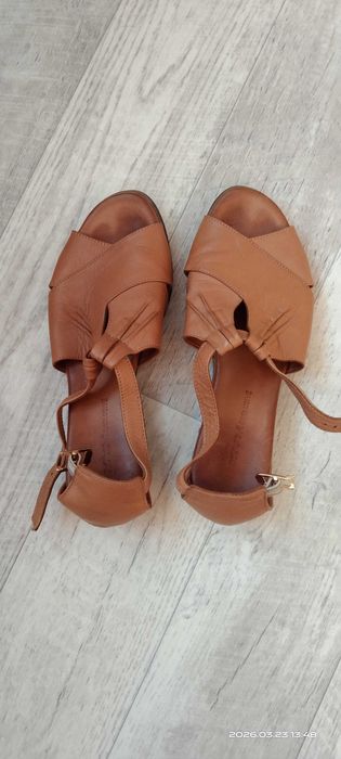 Босоножки Respect