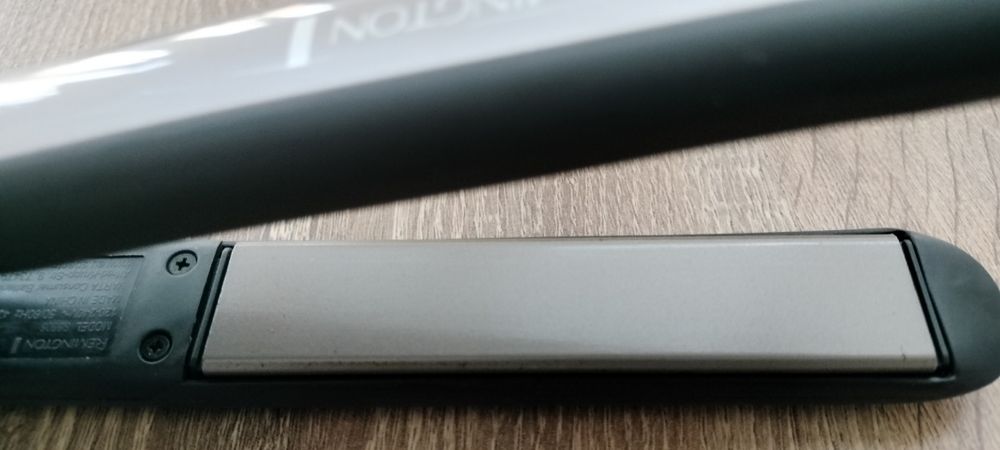 Placă de păr Remington