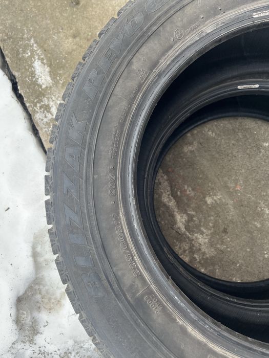 Продам шины 225 60 R17