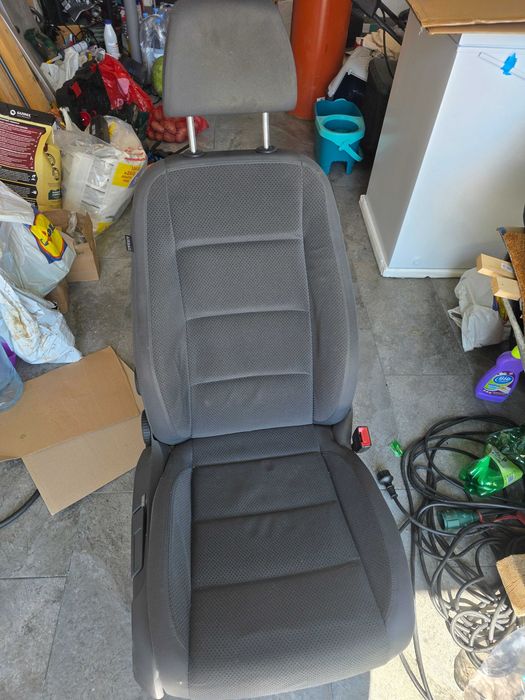 Scaun pasager golf 5 2008