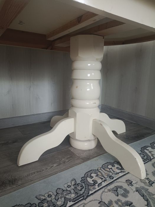 Продам стол для зала/гостиной