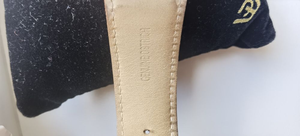 Продавам мъжки часовник Philip Watch