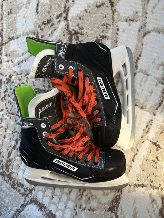 Коньки Bauer XLS