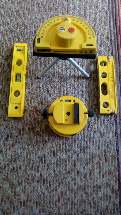 Лазерен нивелир