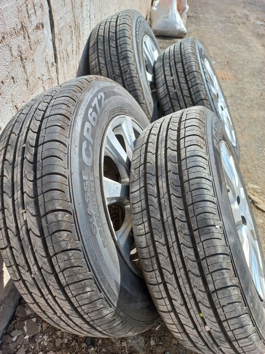 Продам диски с новыми шынами. 5×100