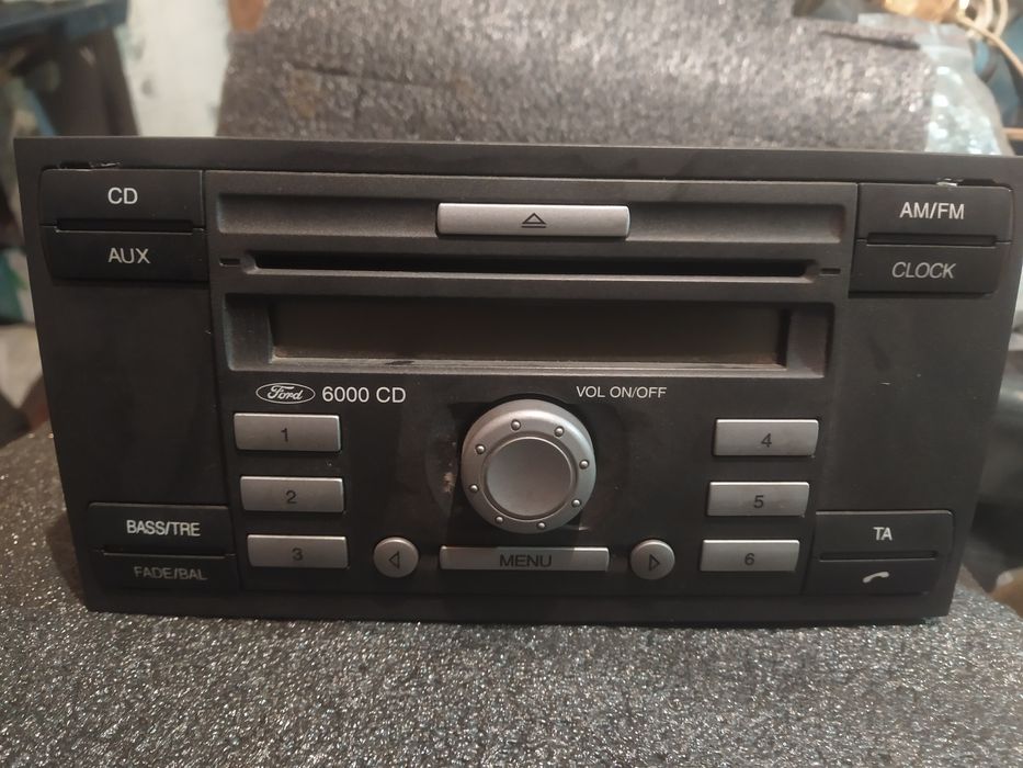 Продам CD/radio форд фьюжн