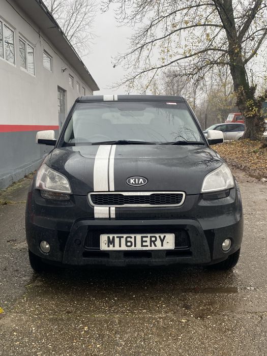 Kia Soul 1.6 CRDi 94 kW D4FB 2011 – На части