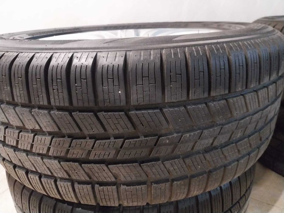Гуми с джанти (зимни) - PIRELLI SCORPION в перфектно състояние