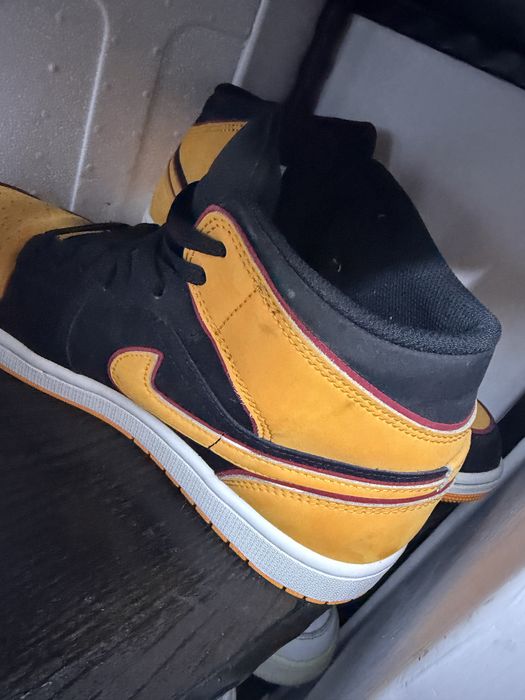 Jordăni bărbați marimea 43