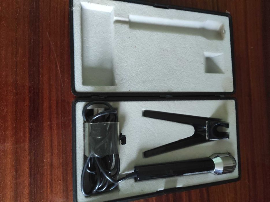 Микрофон марка Grundig