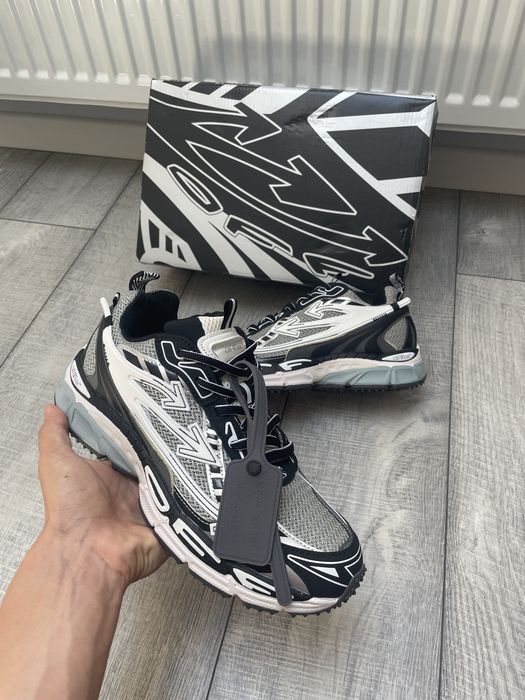Off White Be Right Back