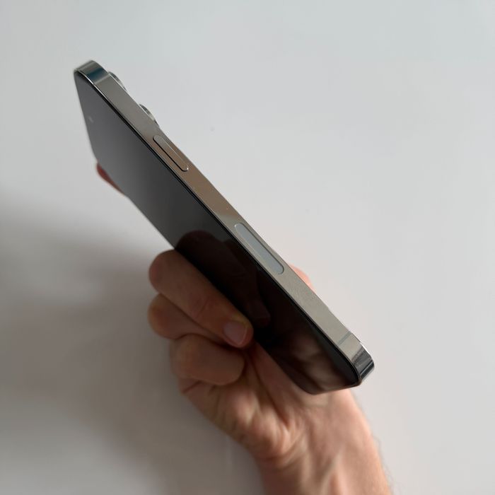 iPhone 14 Pro Max – 128GB, Silver – Нова батерия (100%) + калъфи