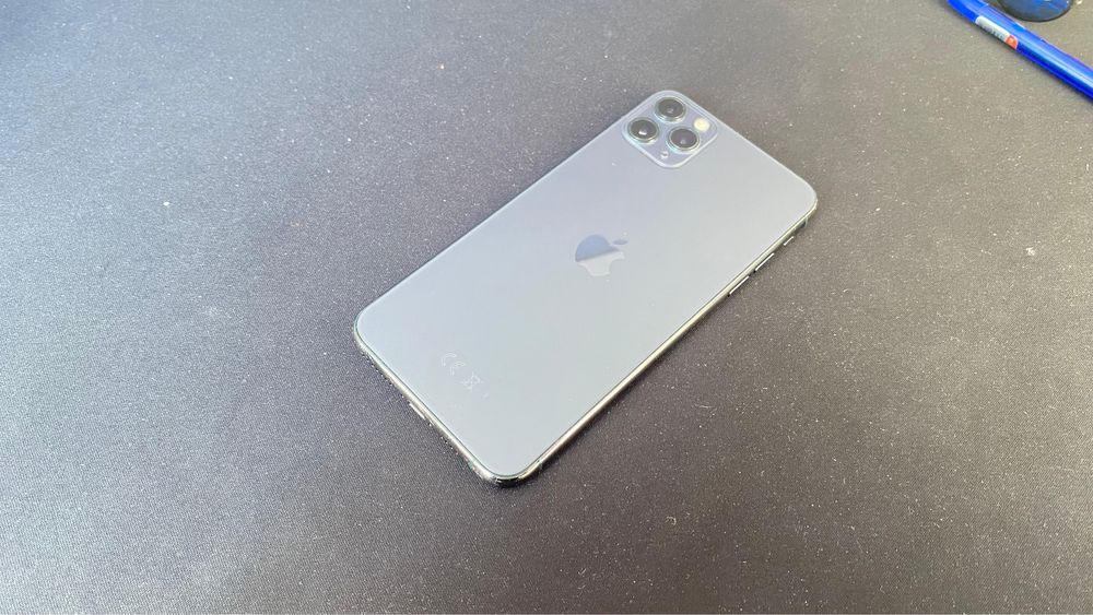 Продам iphone 11 pro max