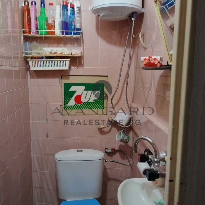 Продава се Тристаен апартамент в Пловдив, Изгрев - 90 кв.м за 1009 €/кв.м - Снимка #8