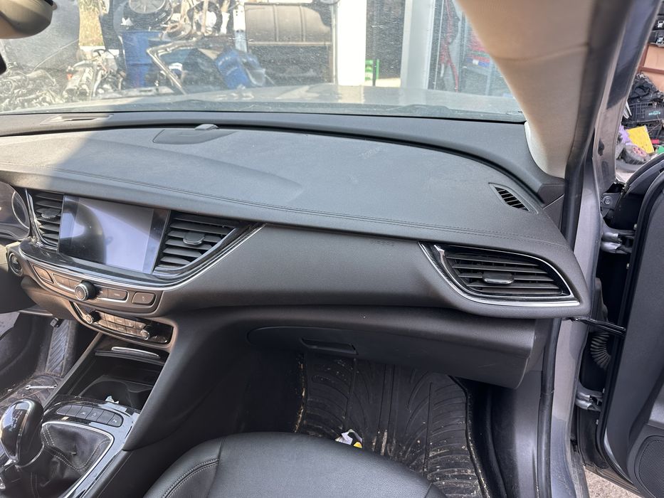 Табло за Опел Инсигния B 2017-