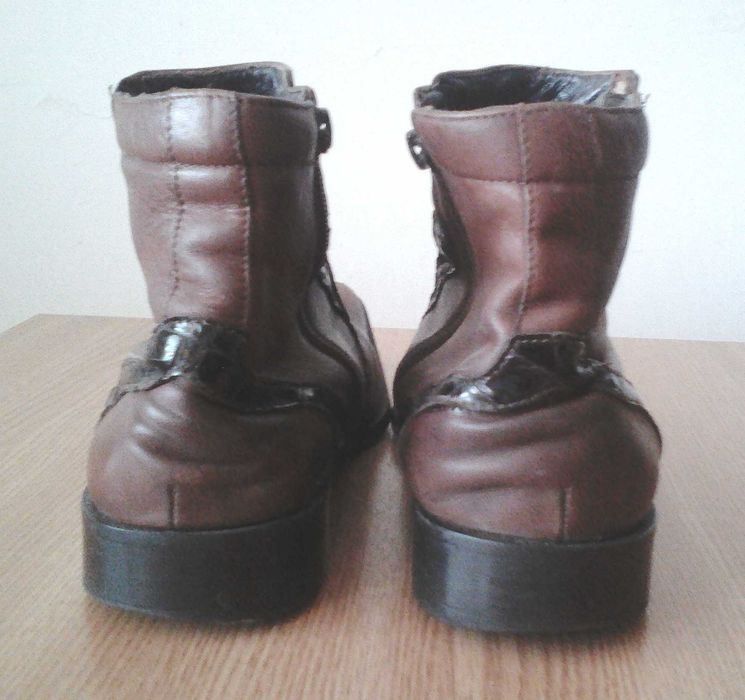 Ghete piele mărimea 40