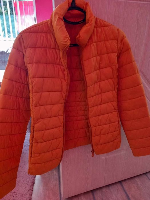 Якета цвят ( горчица и червено )