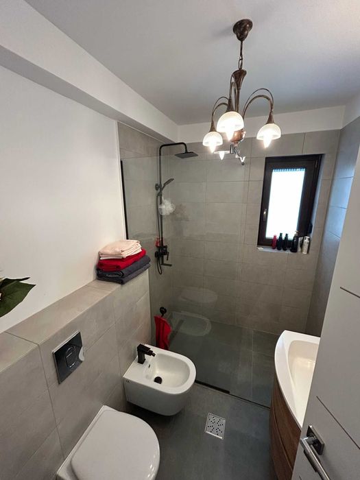 Apartament 4 camere (3+mansardă) | 140 mp | 2 parcări | terasă+2 balcoane| Arhitecților – Sibiu