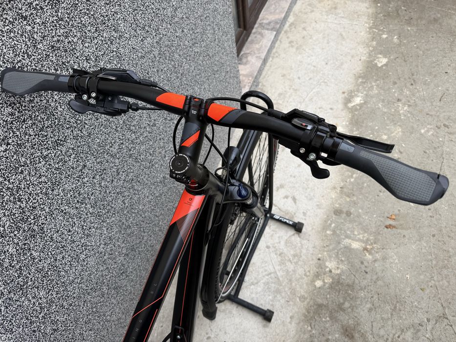 CUBE Touring SL 28” Shimano XT 30 Скорости Хидравлика 54см ОТЛИЧЕН