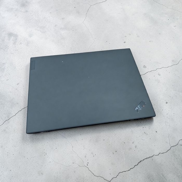Laptop Lenovo ThinkPad P1 Gen 4 - Stație Grafică i9 11950H / 64GB RAM / RTX 3080 16GB / 2TB SSD Samsung 980 PRO