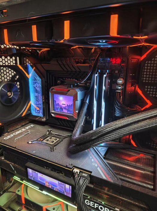 Премиум СЖО Valkyrie AIO с LCD + кейс-бокс