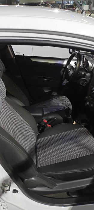 Spark moshina sotiladi