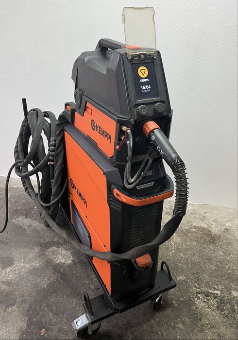 Синергичен телеподаващ апарат Kemppi X5P FastMig 400A  Pulse