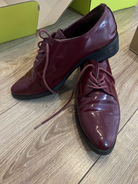 Продам лоферы почти новый