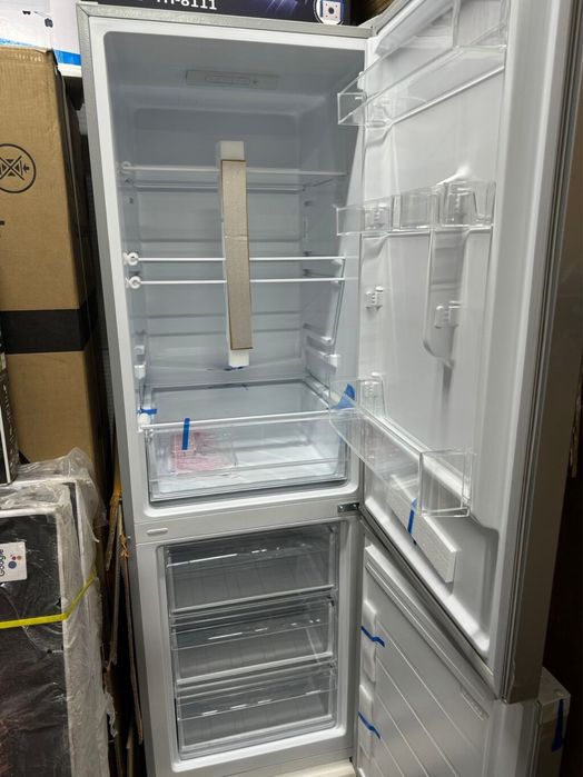 Холодильник Avest