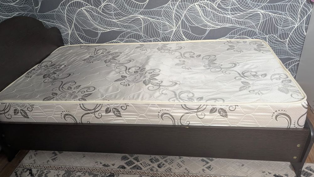 Кровать однаспальня