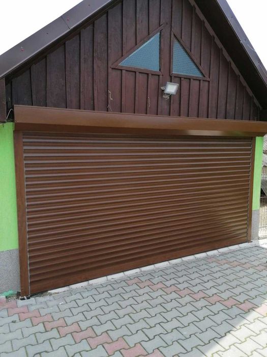Uși garaj rulou automate cu telecomandă