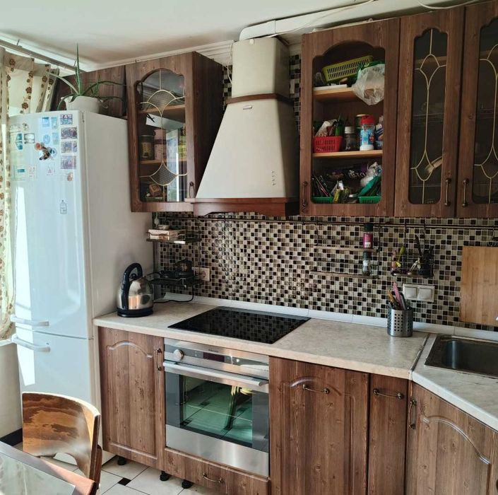 Сдаётся 1 ком в районе маг. Уют