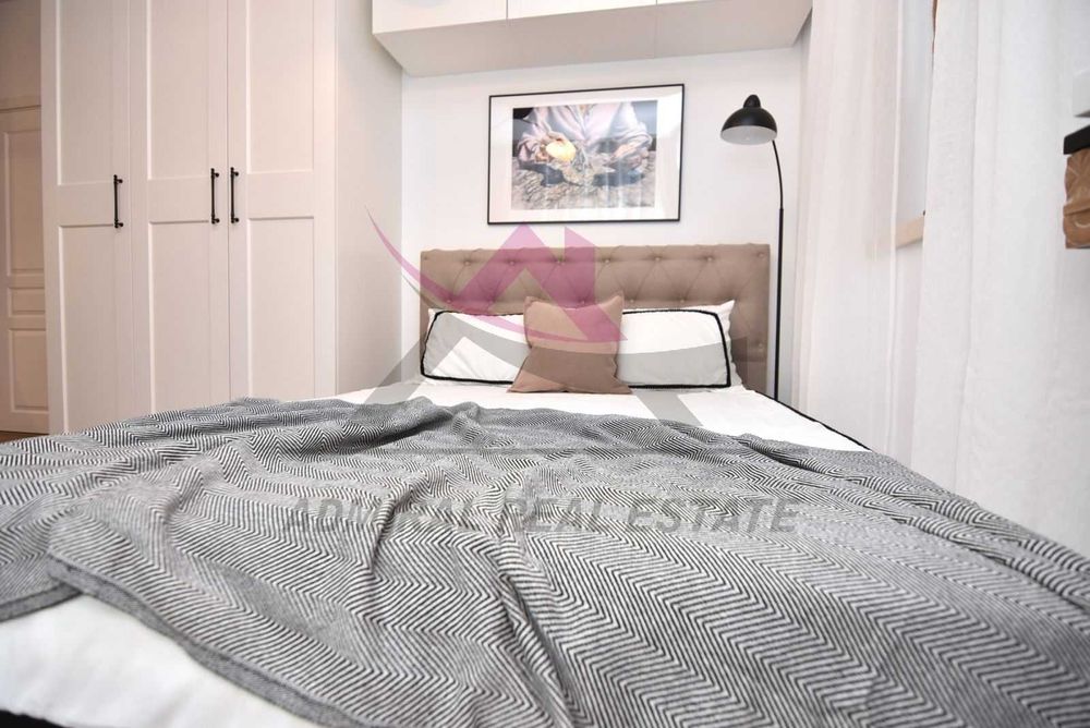 Продава се Едностаен апартамент в к.к. Св.Св. Константин и Елена - 40 кв.м за 3875 €/кв.м - Снимка #5