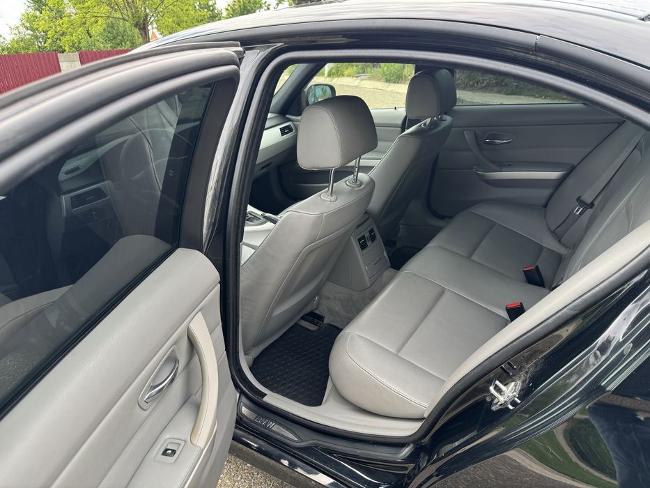 BMW SERIA 3 2.0 E90xd 2009  Facelift- Proprietar de 7 ani