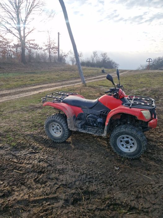 ATV CF moto, in stare buna de functionare