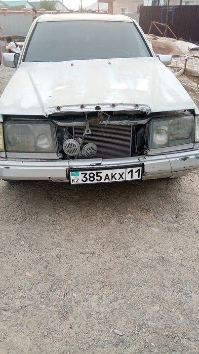 Мерседес  Бенс сатылады