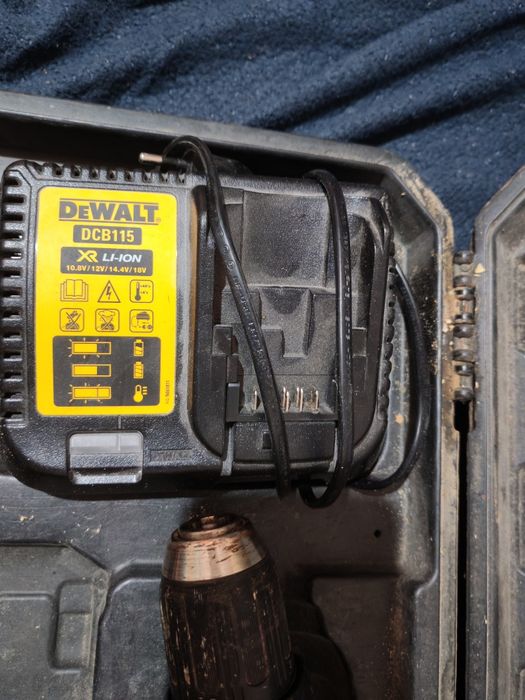 Filetanta Bormașină DEWALT dcd 776